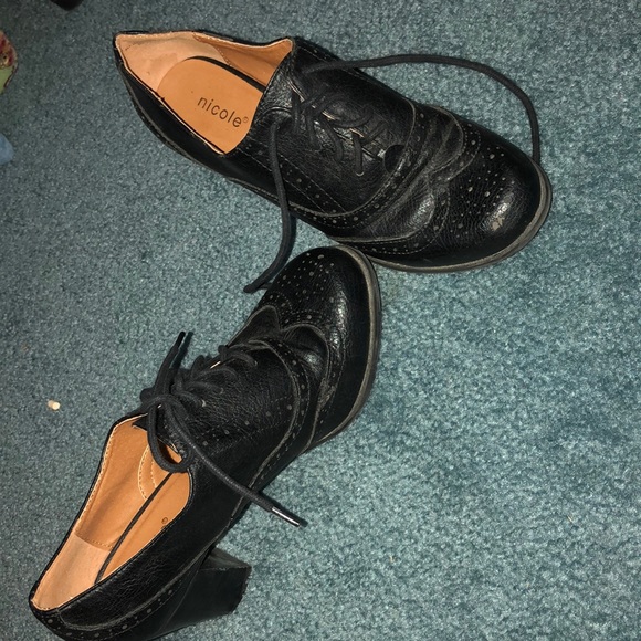 Black Sophisticated Heals - Picture 1 of 1